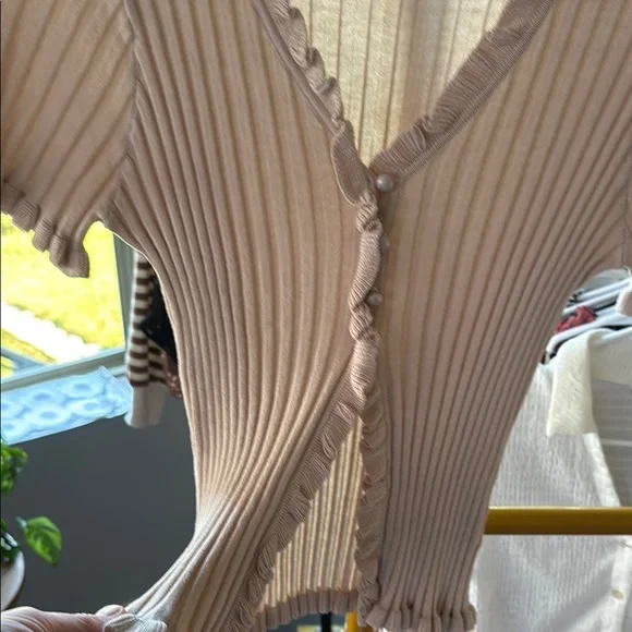 Tan Ribbed Ruffled Blouse - Picture 7 of 7